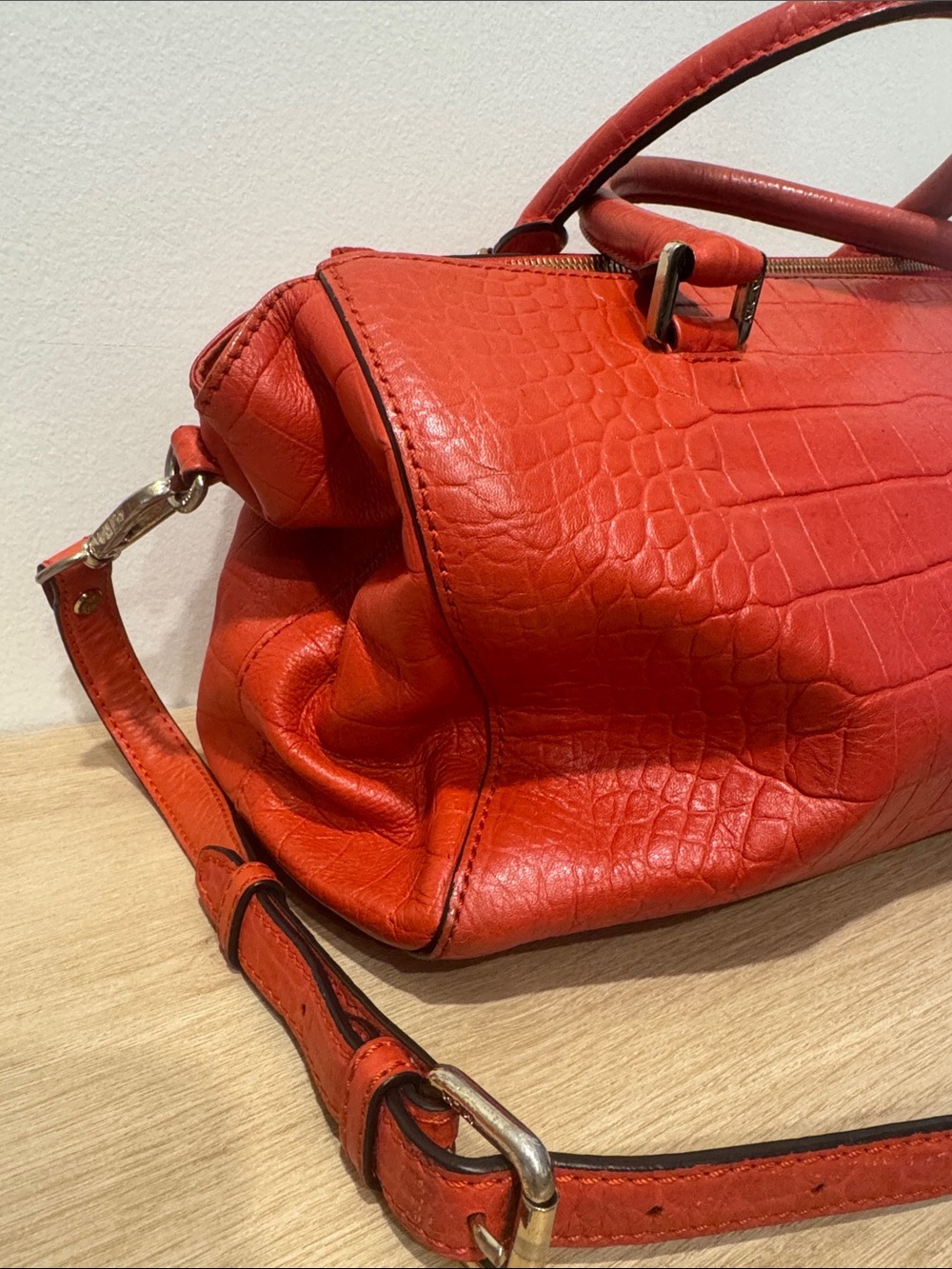 MCM Red Croc-Embossed Leather Satchel Bag - Picture 2 of 6